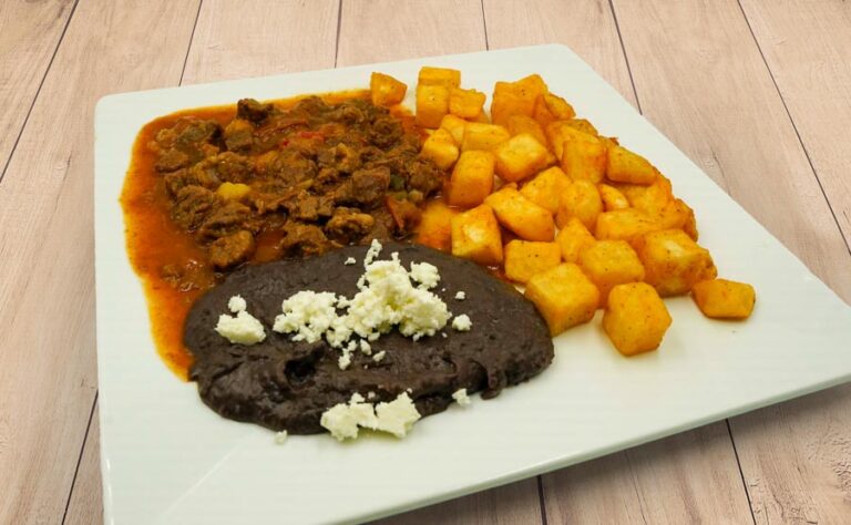 carne guisada