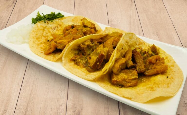 tacos de chicharron